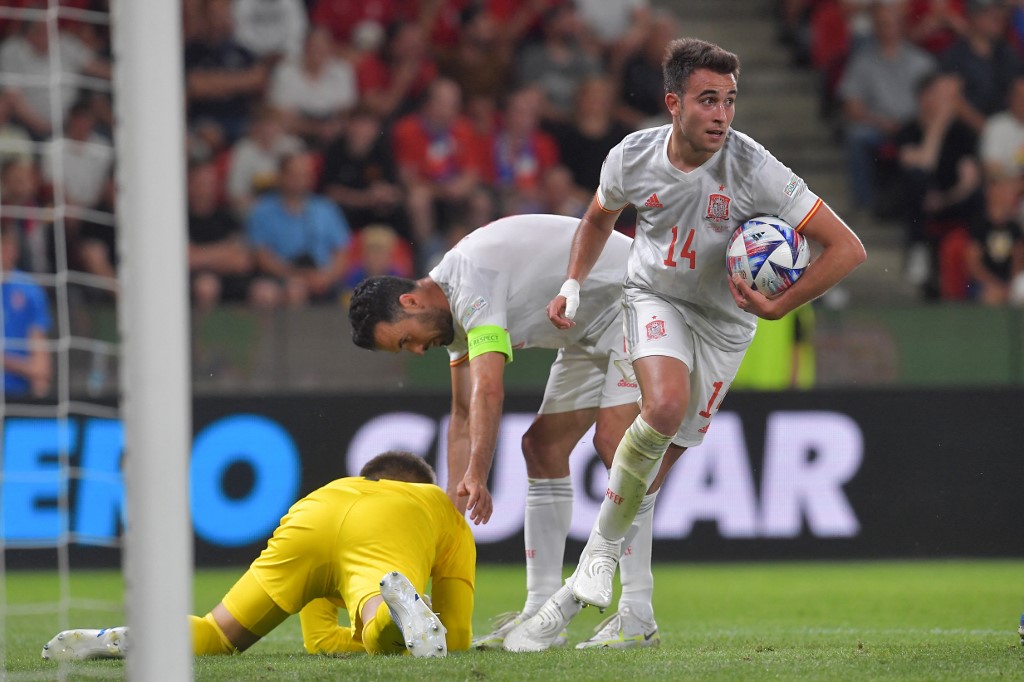 Iñigo Martínez rescató amargo empate de España ante República Checa