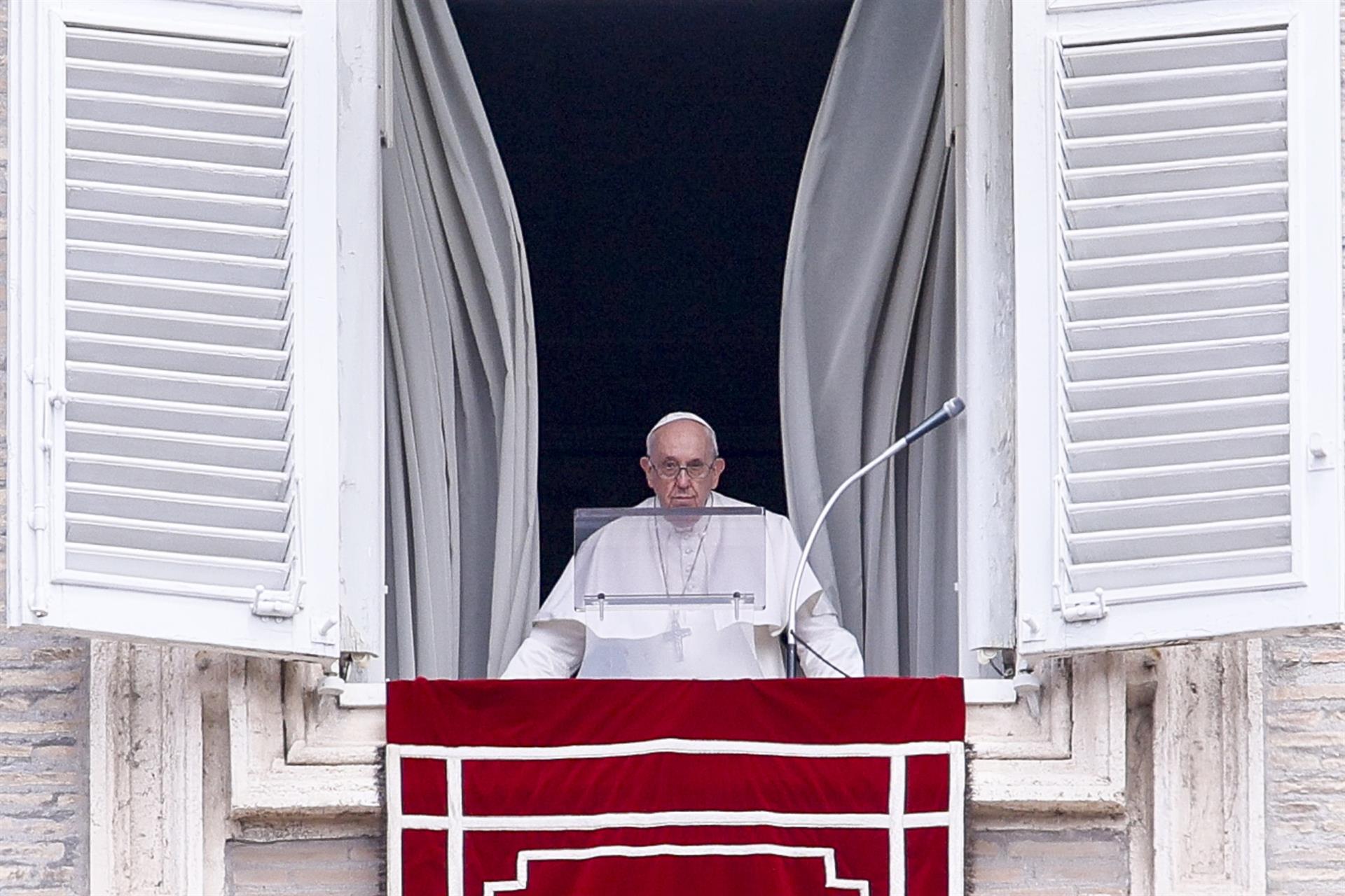 El papa Francisco urge a no olvidarse de la invasión rusa en Ucrania pese a su prolongación