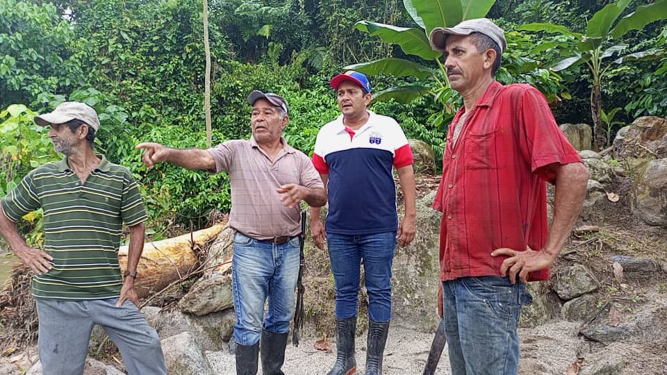 Mérida: Parceleros y productores de Obispo Ramos de Lora se encuentran incomunicados