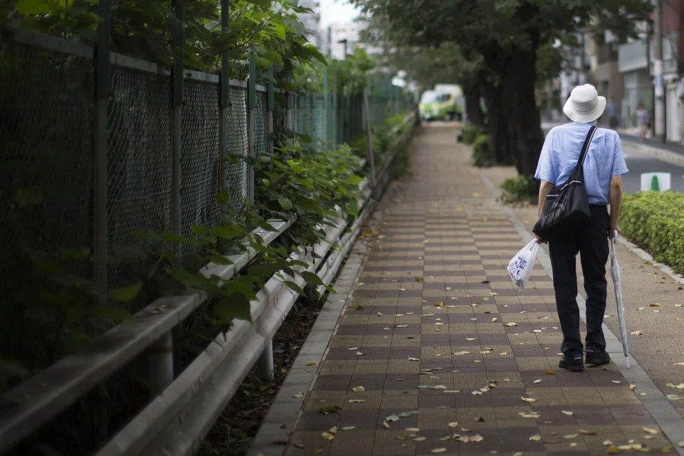 Un hombre de 88 años en Japón mató a su nieta pero dijo no recordar nada debido a su Alzheimer