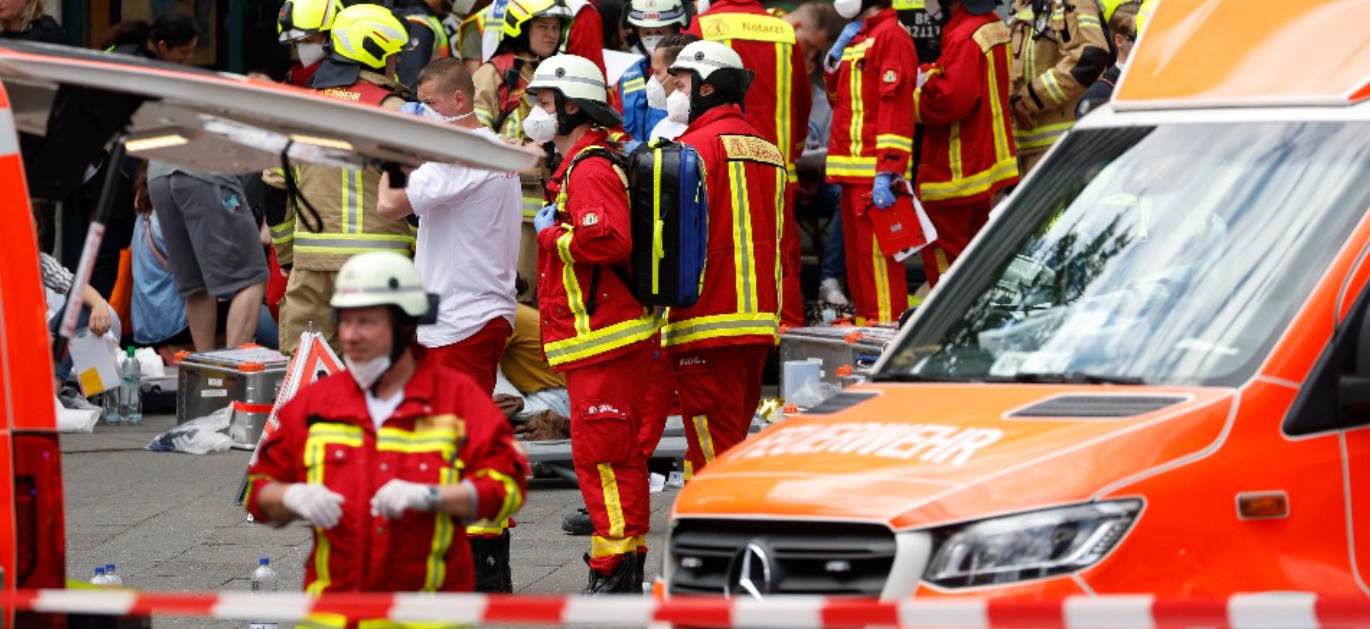 Un muerto y varios heridos tras arrollar un carro a peatones en Berlín (Video)