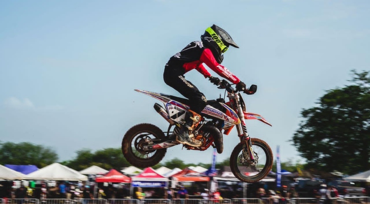 Campeón nacional e internacional: Shneider Fajardo, el pequeño venezolano que se posiciona en competencias de Motrocross