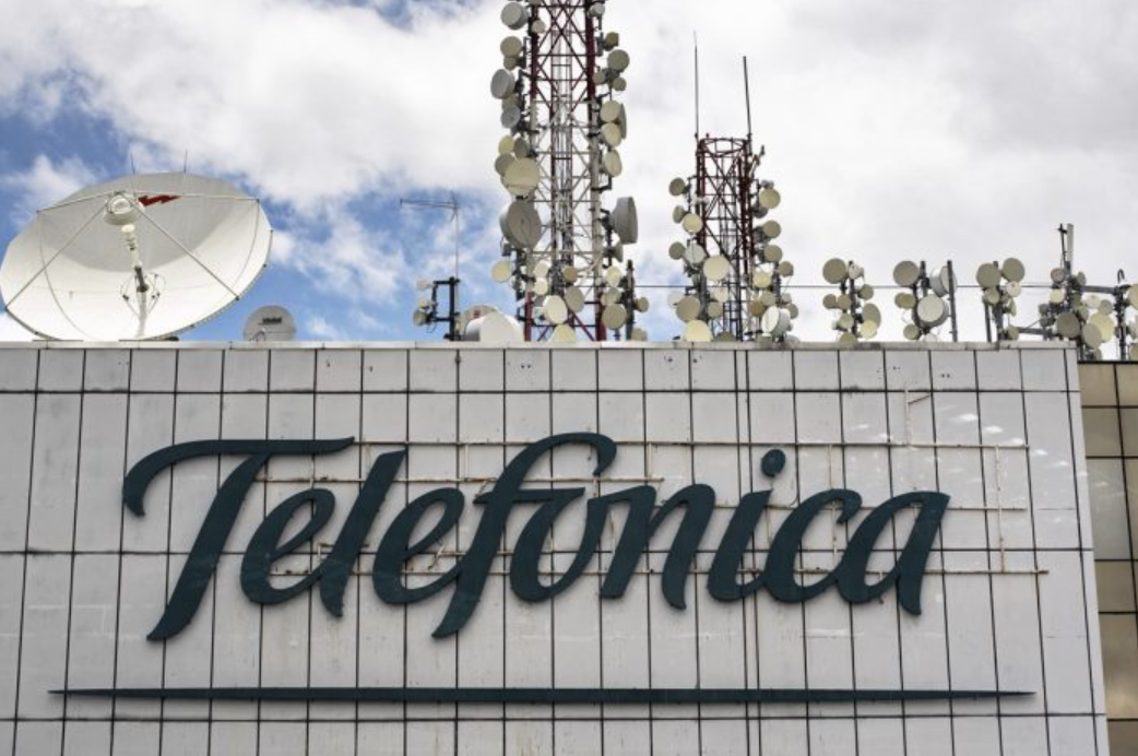 Encuesta LaPatilla: Nueve de cada 10 venezolanos desconfía de las operadoras de telefonía móvil en el país