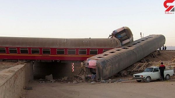 Al menos 17 muertos y decenas de heridos tras accidente de tren en Irán