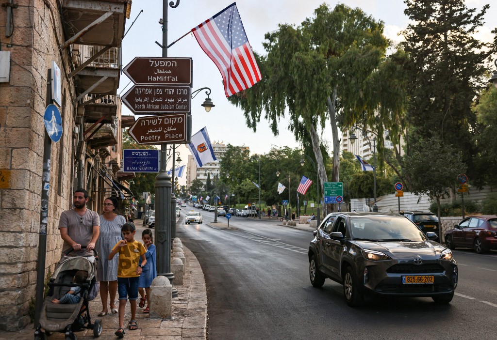 Biden llega a Israel en su primera gira a Oriente Medio como presidente