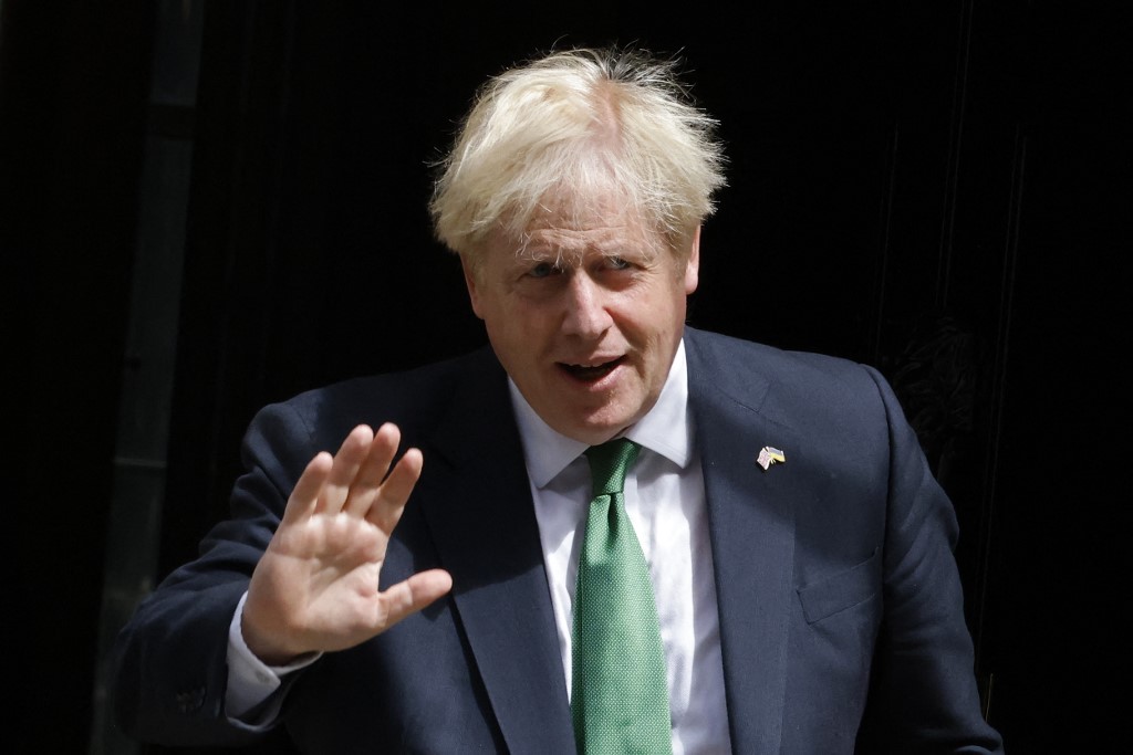 ¿Quién financió la visita de Boris Johnson a Nicolás Maduro?