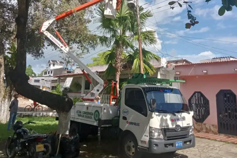 ¡El colmo! Corpoelec se llevó transformador y ahora los vecinos deben reunir dos mil dólares para comprarlo en Tàchira