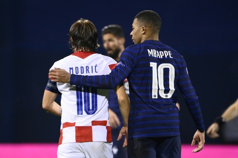 Modric aún ve de lejos el retiro y no cierra las puertas del Real Madrid a Mbappé