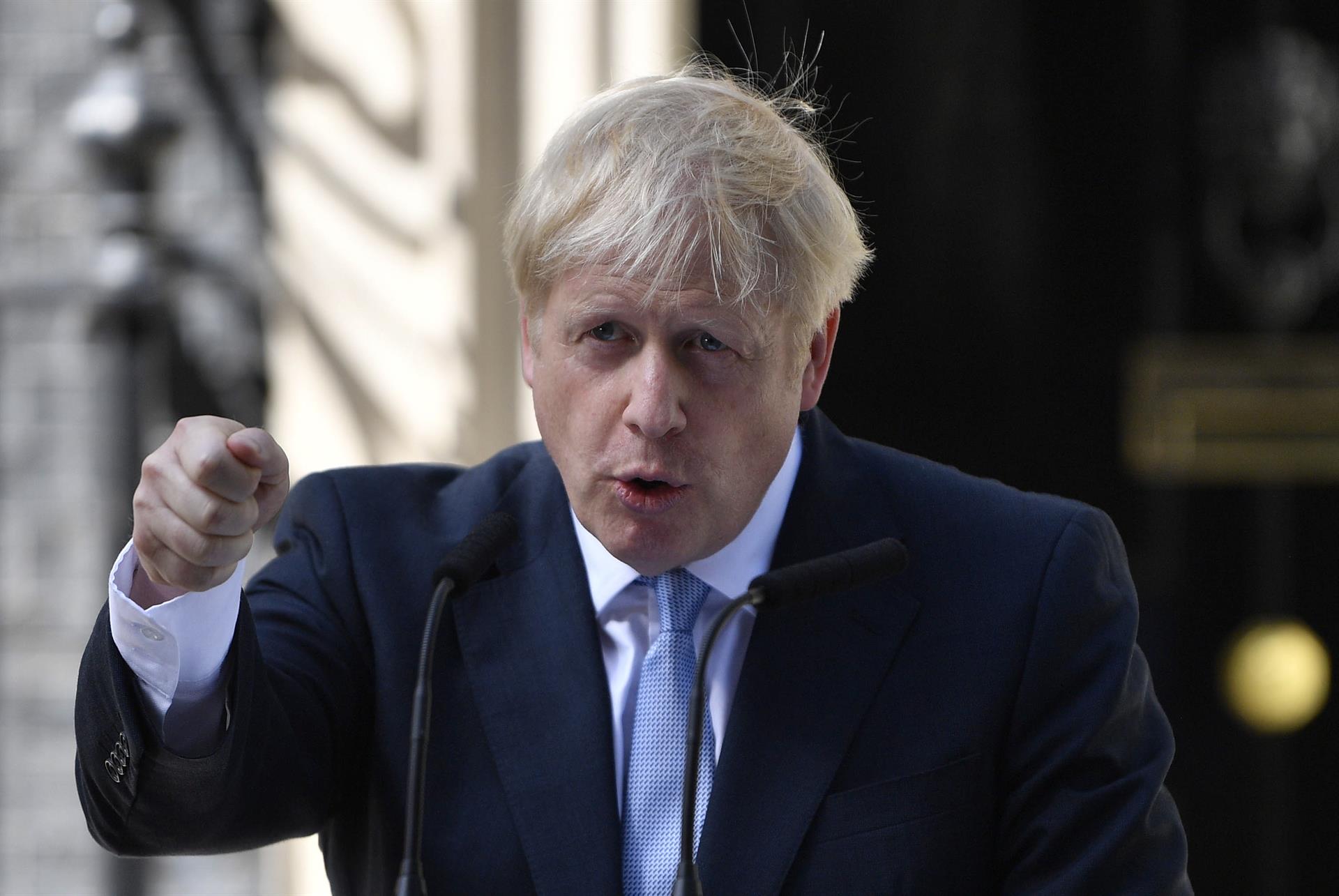 Boris Johnson, el gran superviviente que murió por mil cuchilladas