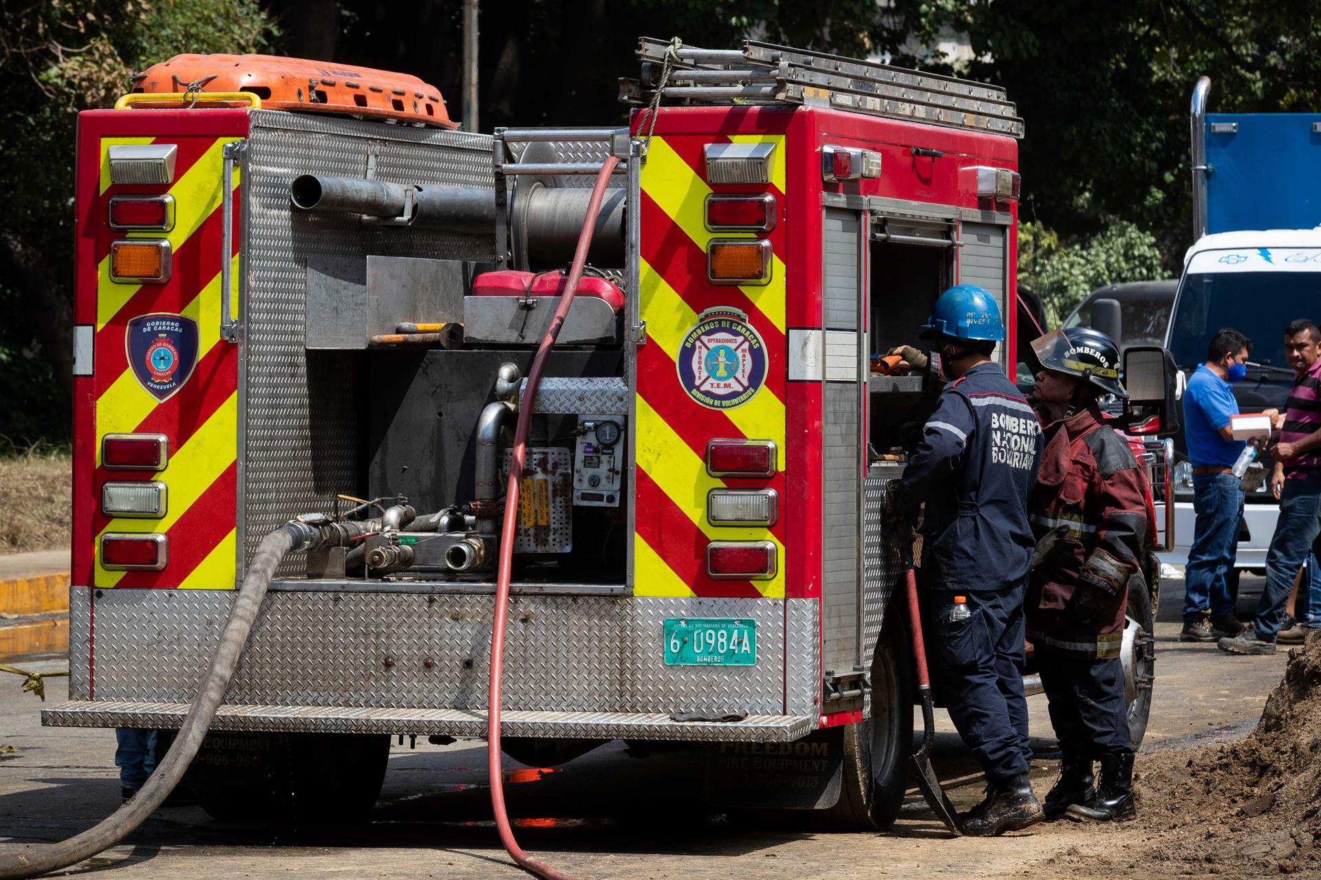 Bomberos han extinguido más de 13 mil incendios en Venezuela en lo que va de 2023