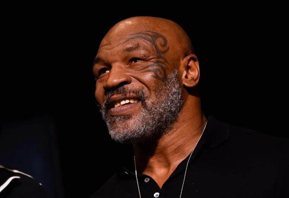 El dinero que debe pagar Mike Tyson para no ir a juicio por agredir a pasajero en un avión