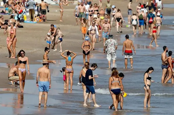 ¡Mucho cuidado! Estas son las principales enfermedades transmitidas en piscinas, ríos y playas