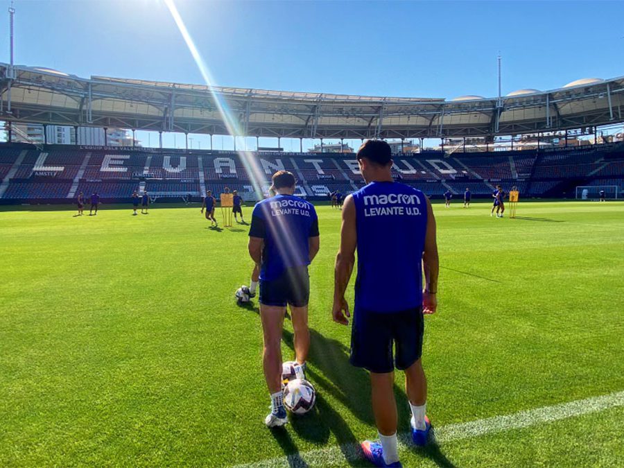 A la cárcel por estafar a su novia haciéndole creer que era futbolista profesional