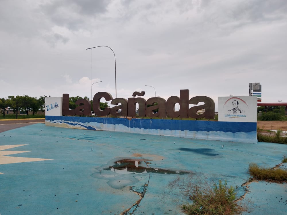 A un mes de las trombas marinas en La Cañada de Urdaneta, sus pobladores temen que otra vez queden en el olvido