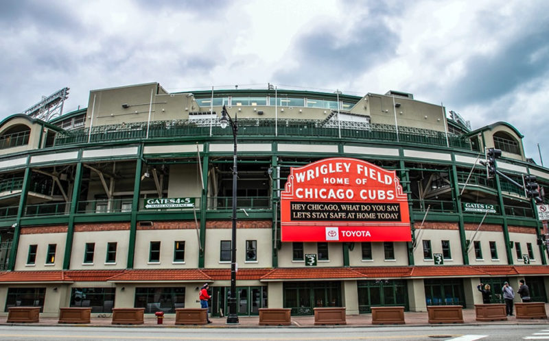 Fantástico VIDEO del recorrido en dron por el estadio de los Cachorros de Chicago