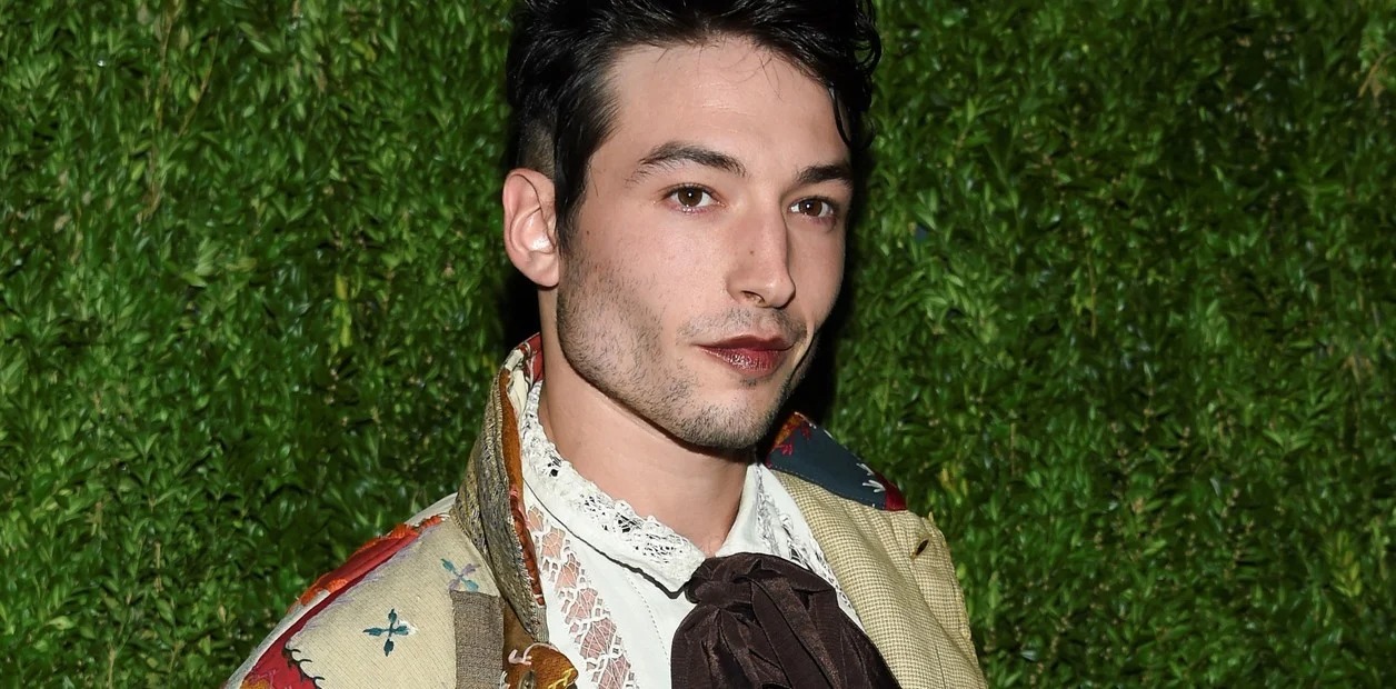 Los rituales satánicos de Ezra Miller: Se llamaba a sí mismo Dios y el Diablo