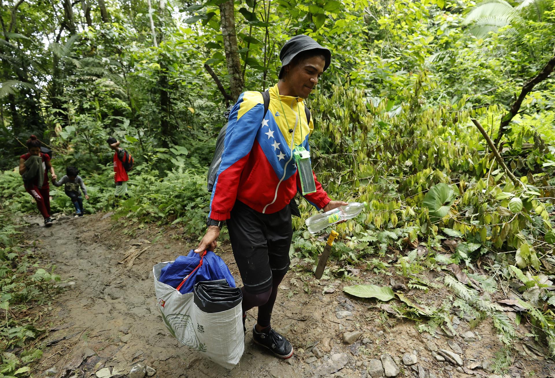 Migración por la selva del Darién tiende a disminuir, señala canciller panameña