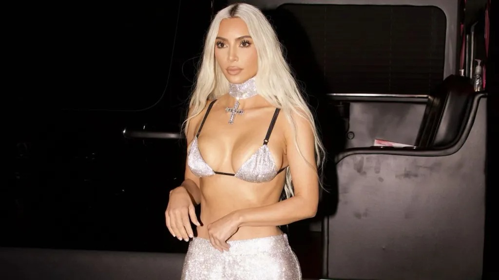 El nuevo look de Kim Kardashian antes de cerrar el año que está dando de qué hablar