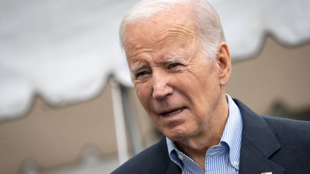 Biden destacará los esfuerzos de su gobierno para proteger el acceso al aborto (Video)