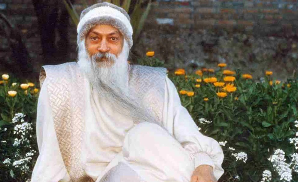 Cuando el FBI detuvo a Osho con un millón de dólares en joyas y descubrió la cara oculta del “gurú del sexo”