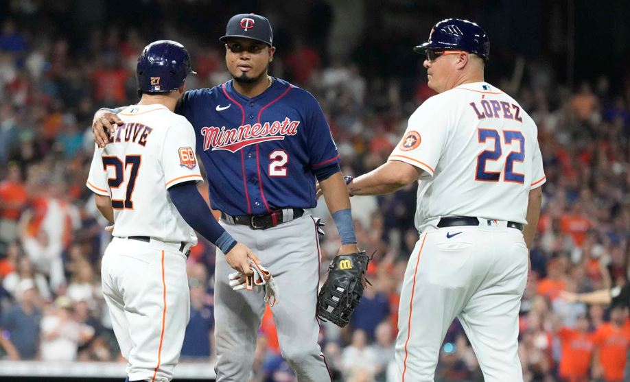 ¡Histórico! José Altuve y Luis Arráez ganaron el Premio Luis Aparicio 2022