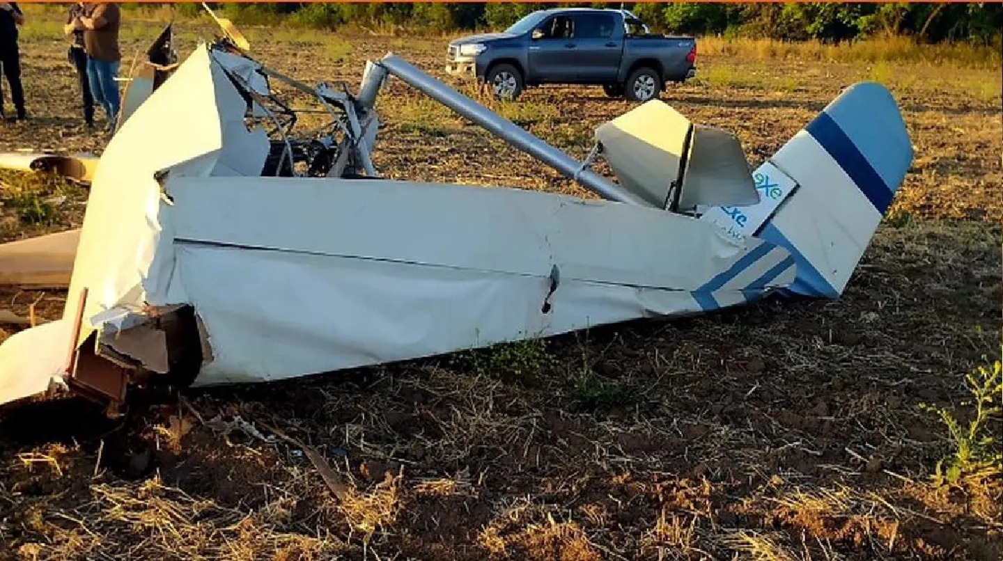 Construyó su propia avioneta y salió a probarla: se estrelló y murió horas más tarde