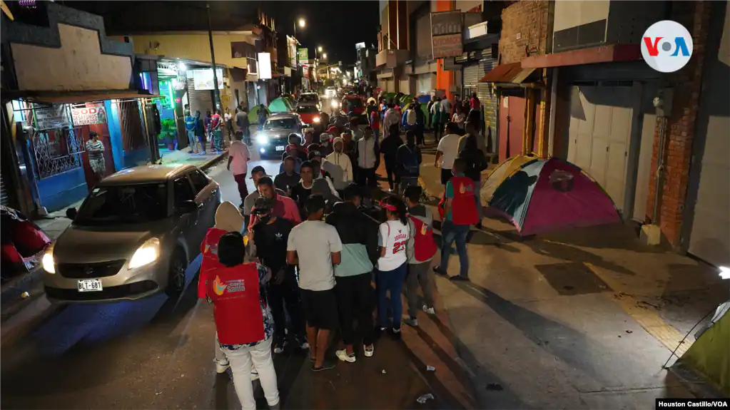 Venezolanos varados en Costa Rica sobreviven de ayuda en albergues humanitarios (Video)