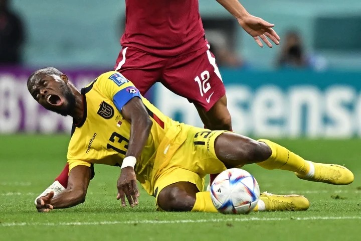 El día que Enner Valencia, figura de Ecuador en Qatar 2022, fingió una lesión para no ser detenido por la Policía