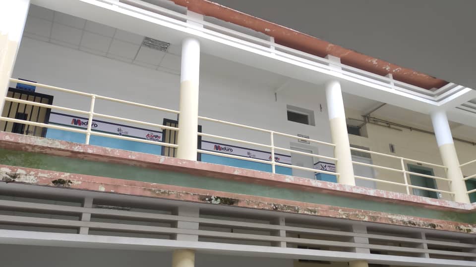 El Hospital Universitario de Mérida carece de todo… menos de espacios para propaganda chavista