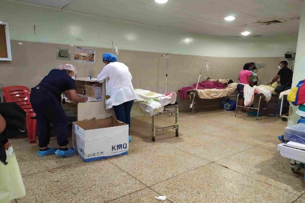 En el área de emergencia del Hospital Central de Maturín lo que abundan son las bacterias