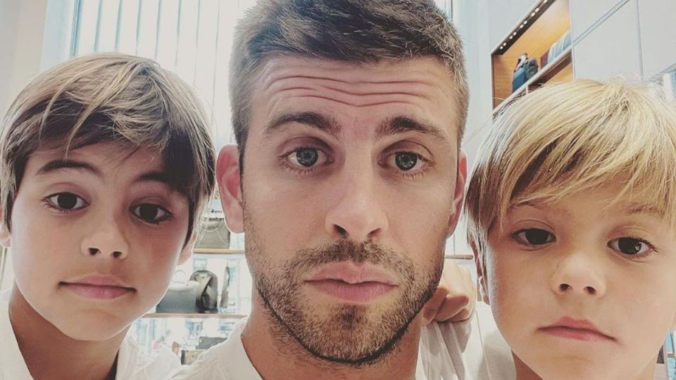 La particular reacción de los hijos de Piqué en su despedida que da la vuelta al mundo (VIDEO)