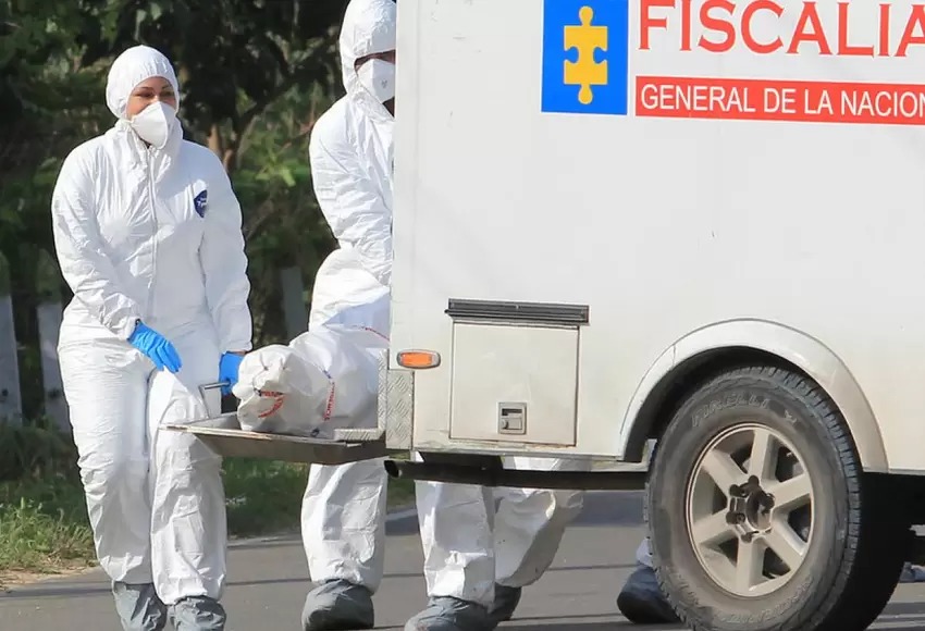 Acuchilló y mató a su hija tras verla hablando con un hombre