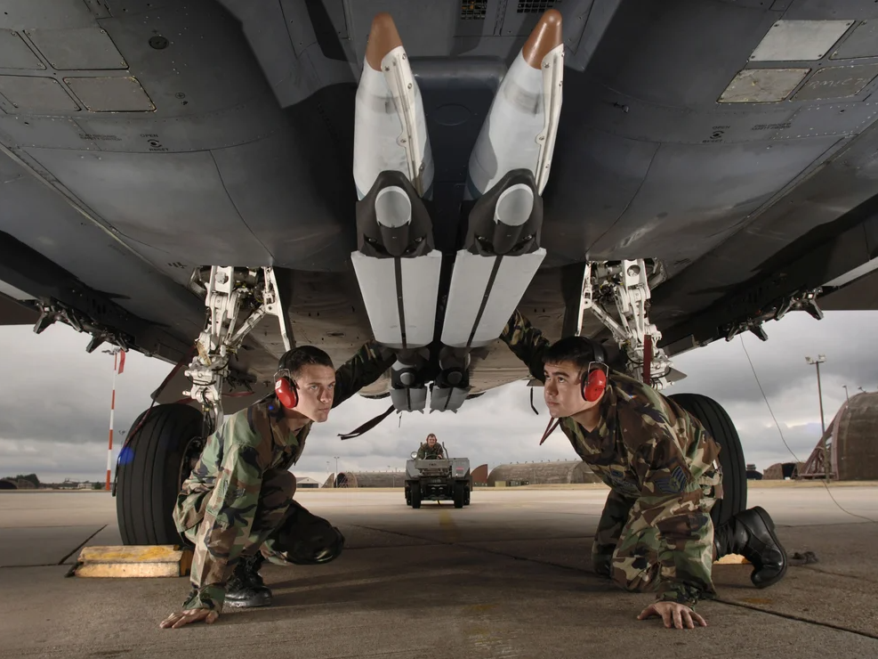 EEUU analiza enviar a Ucrania bombas de precisión con alcance de 160 kilómetros