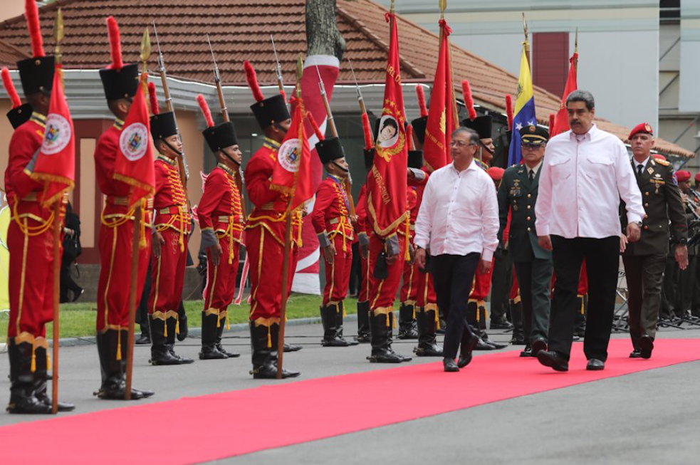 Petro presionó a Maduro para que vuelva al Sistema Interamericano de DDHH