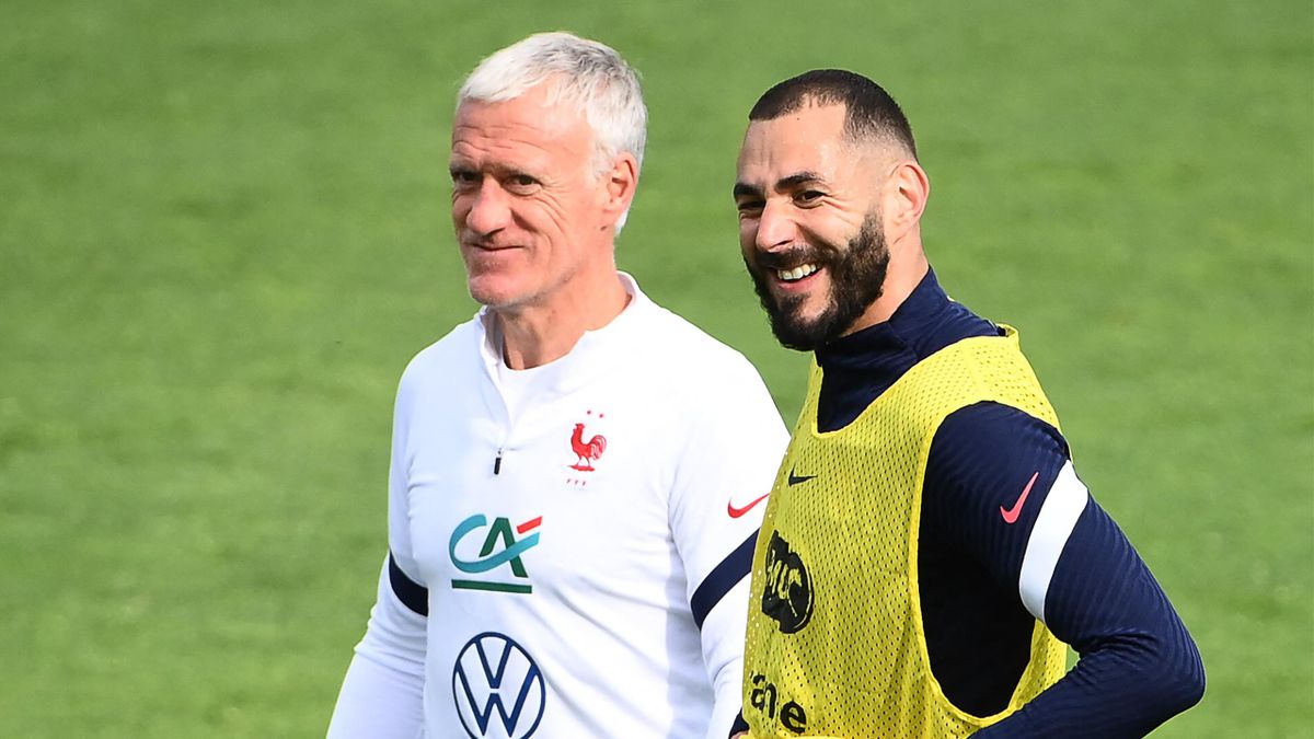 “Benzema no estaba listo” para continuar en el Mundial, aseguró Deschamps… y así le respondió el delantero (Captura)