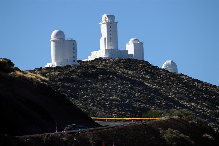 Analizan luz “muy” débil, que da pistas sobre propiedades de materia oscura que proviene de las estrellas