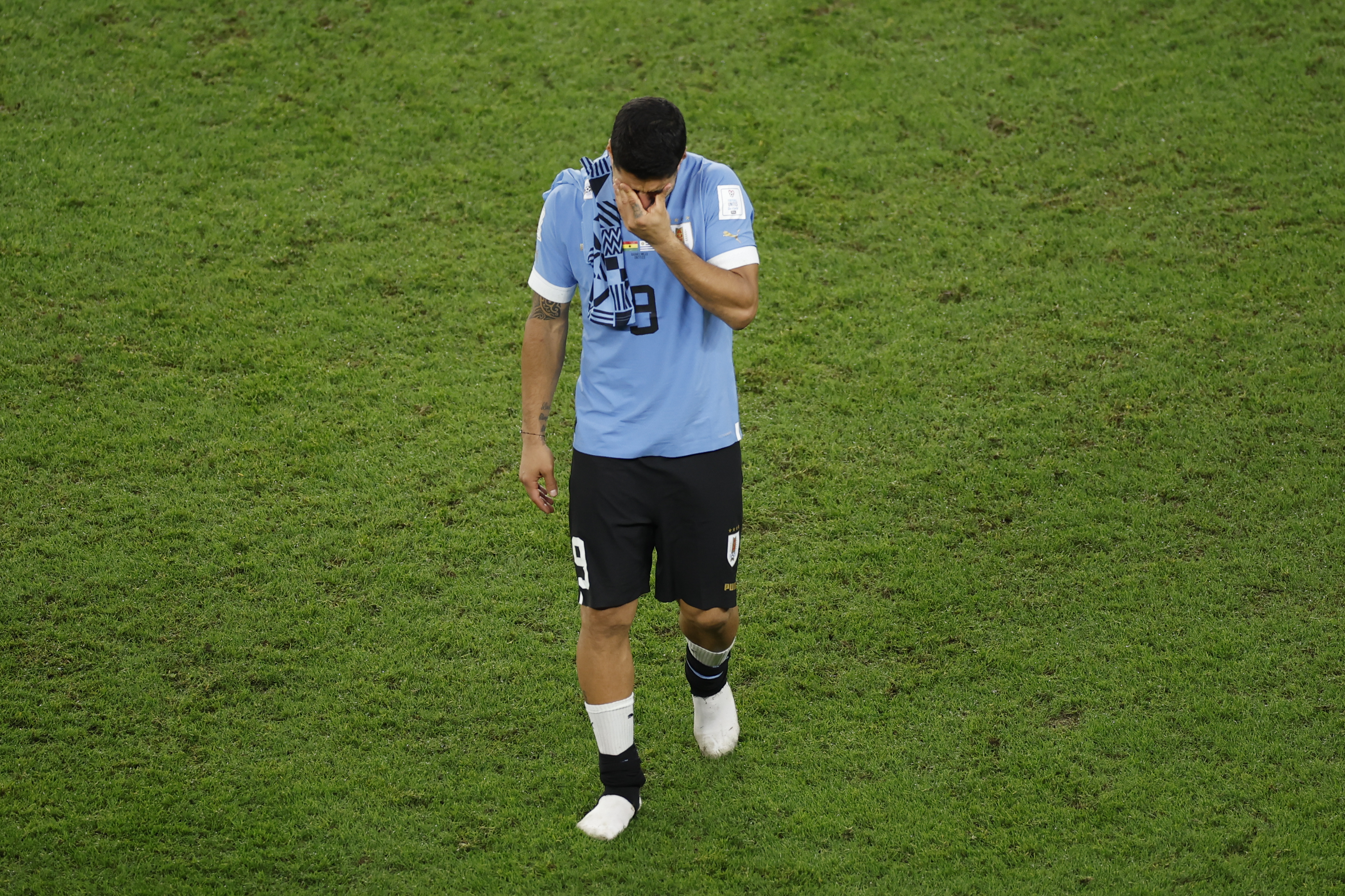 Luis Suárez anunció su retiro de la selección uruguaya