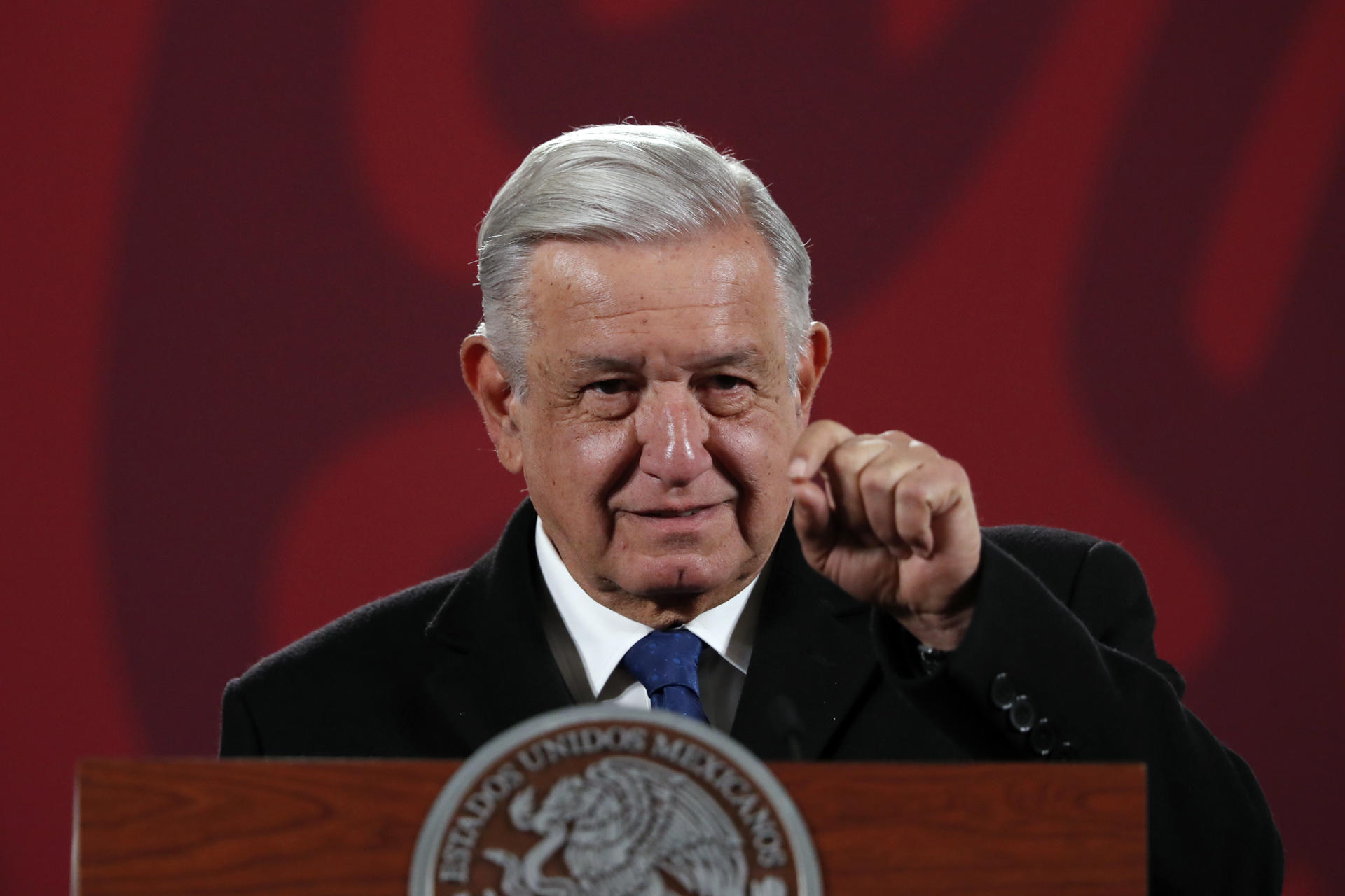 Andrés López Obrador criticó envío de buses con migrantes a casa de Kamala Harris