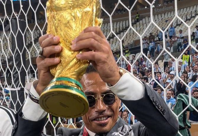 Persona non grata: Al chef turco Salt Bae le prohibieron asistir a una importante copa en EEUU