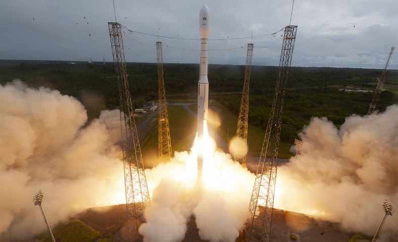 Fracasó el primer vuelo comercial del cohete europeo Vega-C