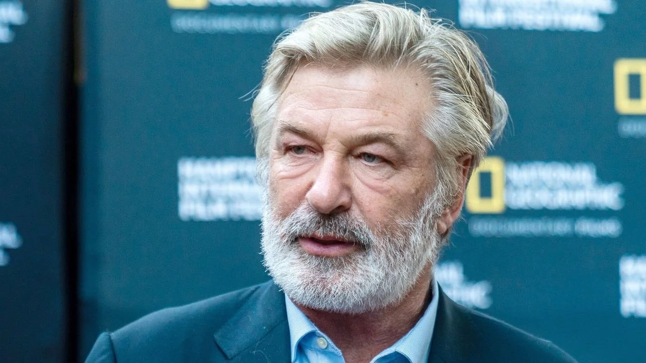 Se reanuda el rodaje de “Rust”, el filme del disparo fatal de Alec Baldwin