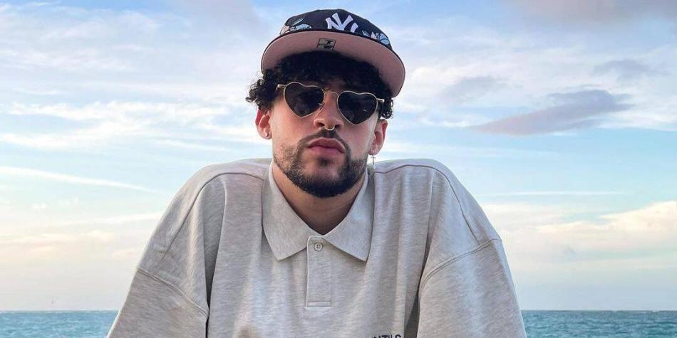 Bad Bunny recibe demanda millonaria de su exnovia