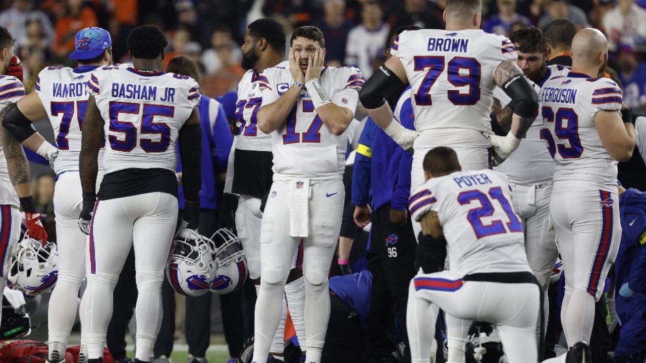 Así reaccionaron estrellas del deporte al paro cardíaco que sufrió Damar Hamlin en pleno partido de la NFL