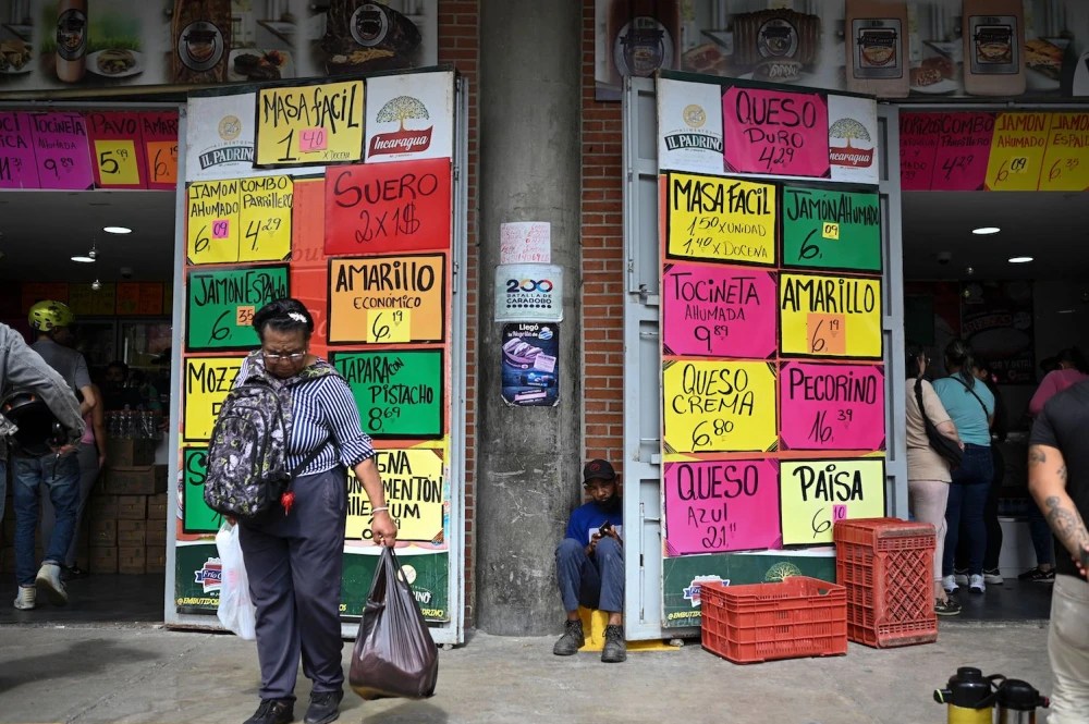 ¿Cuántas veces va un venezolano al supermercado al mes y qué está comprando?