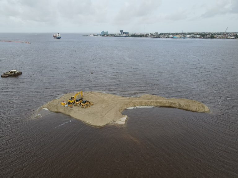 La primera isla artificial de Guyana empezará a funcionar este año