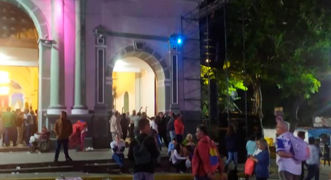 Así culminó la tradicional vigilia de la Divina Pastora (Video)