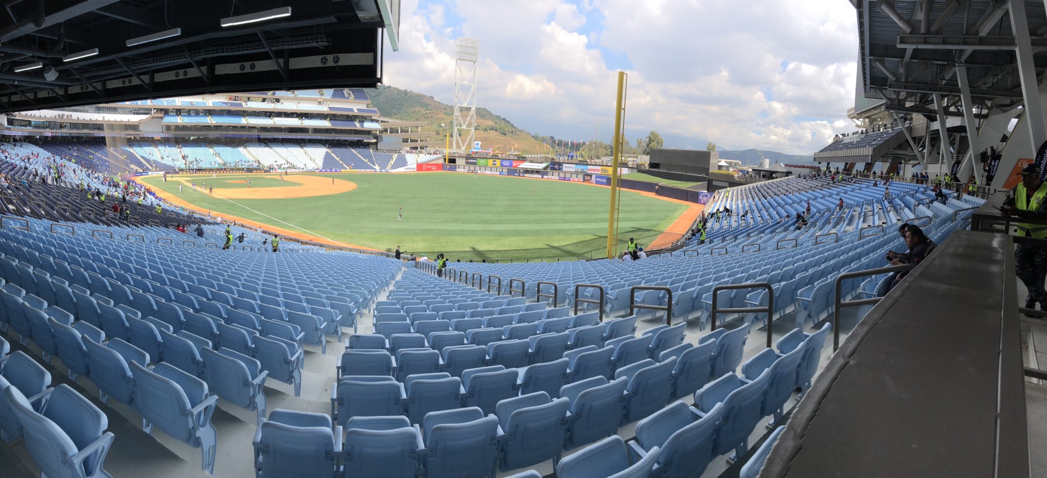 ¿Cuánto cuesta pasar un día en el estadio de La Rinconada para ver la Serie del Caribe? (Lista)