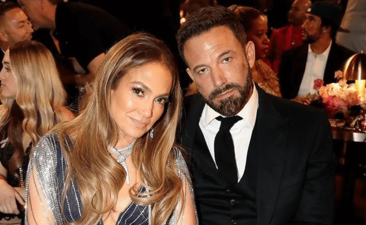 JLo regaña a Ben Affleck en los Grammy y el VIDEO se viraliza en cuestión de minutos