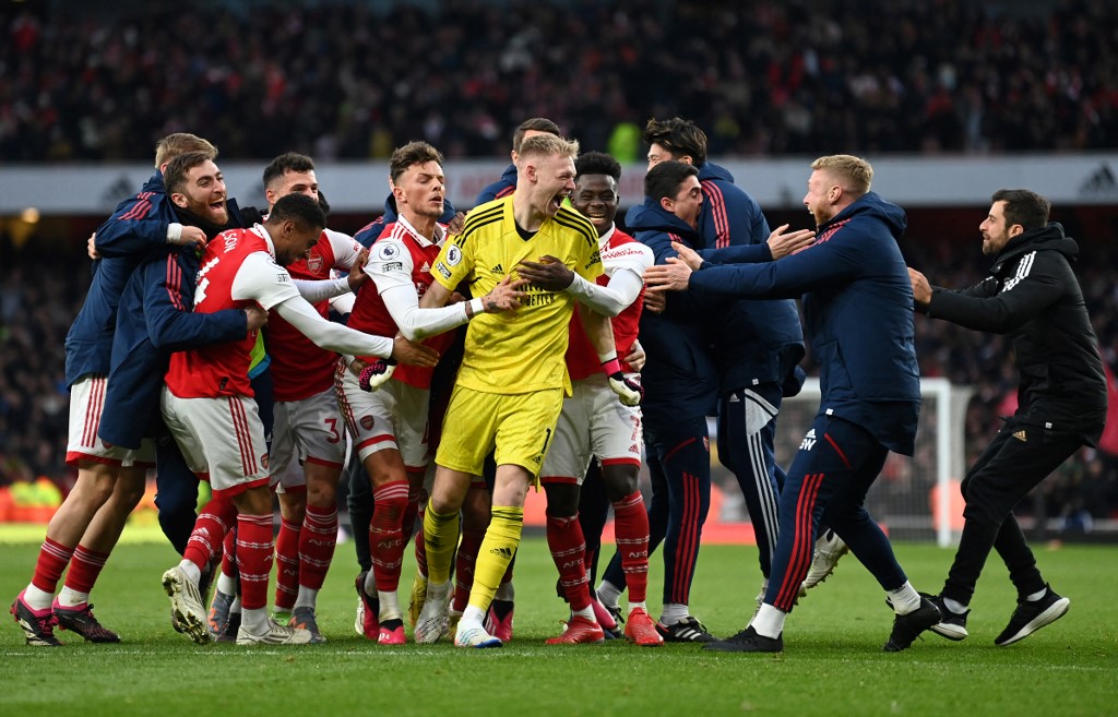 Arsenal remontó al Bournemouth para resistir la presión del Manchester City