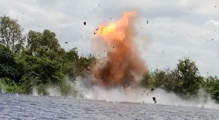 Fanb destruye campamento de minería ilegal en Caruachi estado Bolívar